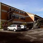 Casa Per Ferie Eremo Santa Rosa Da Lima 2*