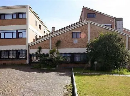Ξενοδοχείο Casa Per Ferie Eremo Santa Rosa Da Lima 2*