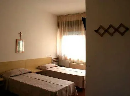 Casa Per Ferie Eremo Santa Rosa Da Lima Отель 2*