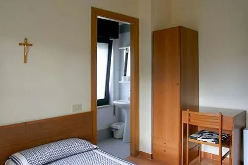 Casa Per Ferie Eremo Santa Rosa Da Lima 2*